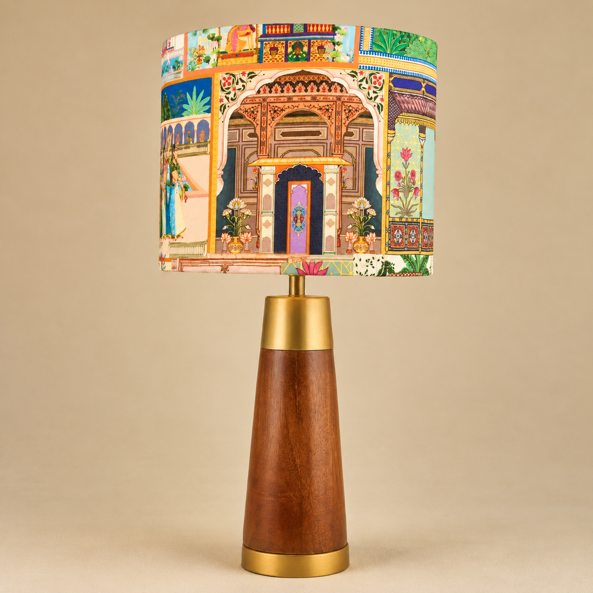 Maharani | Bordlampa i Mangoträ – Silkesskärm | Handgjord