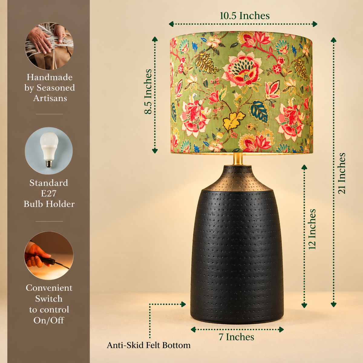 RIO-kollektionen | Bordslampa i Hamrad Svart Metall – Persiska Blommor Silkesskärm | Handgjord