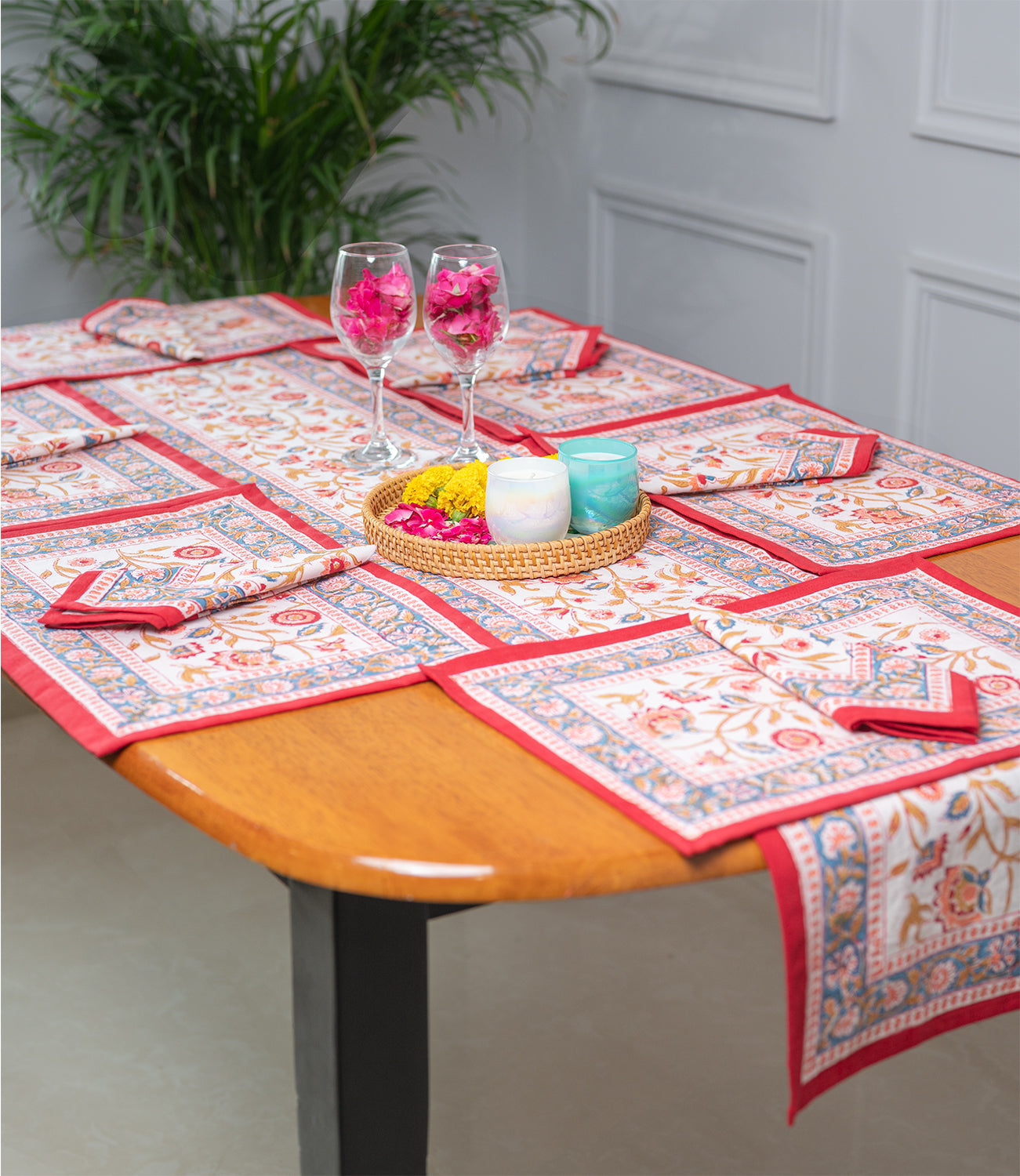 Calm Oasis | Bordslöpare i 100% Bomull med Handblocktryck | Fridfull Design för Hemmet 6