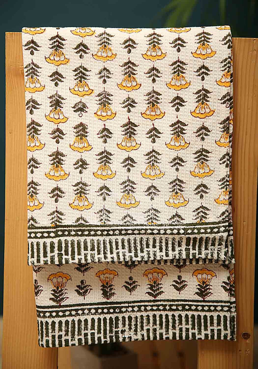 Handdukar | Handduk med Handblocktryck i 100% Bomull | Mjuk och Hållbar Design 2