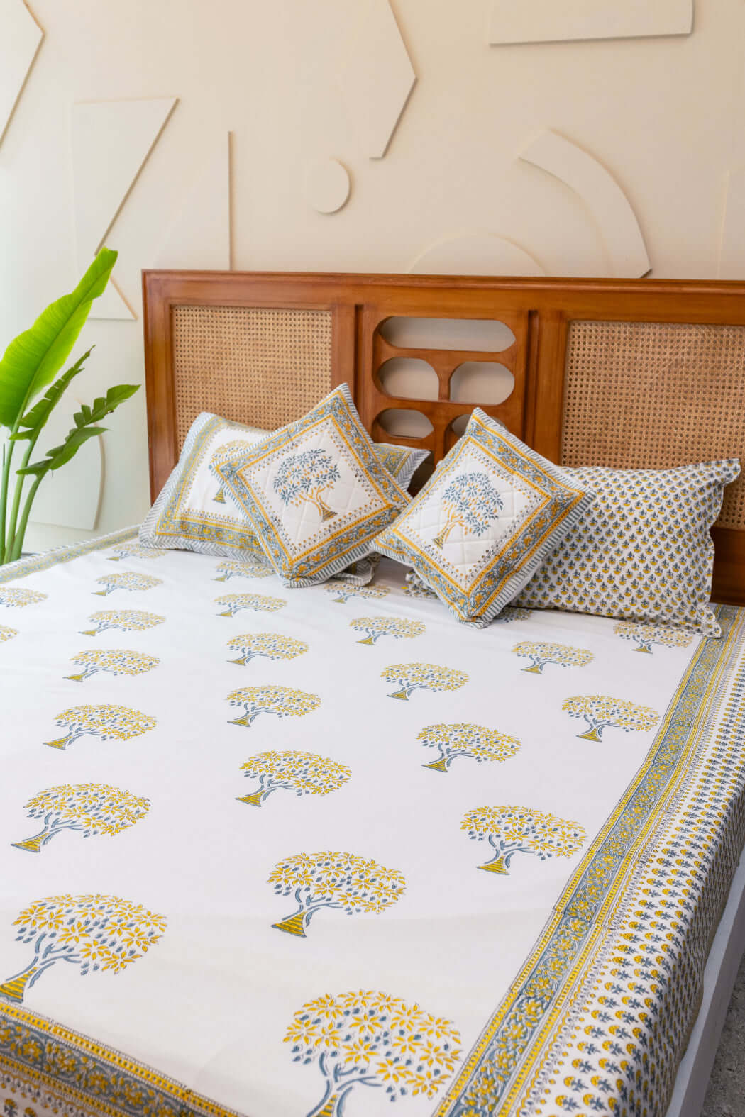 Heritage Blooms | Bäddset i 100% Bomull med Handblocktryck | Tidlös Elegans för Ditt Sovrum 4