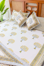 Heritage Blooms | Premium Quilt Set med Handblocktryck & Vintagecharm | 6 Delar för Elegant Sovrumsinredning 3