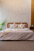 Regal Patterns | Sänglinne Set i 100% Bomull med Handblocktryck | Elegant Design för Sovrummets Stil 0