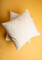 Royal Comfort | Bomull Kuddfodral med Applikationsarbete | Elegant Design för Heminredning 4