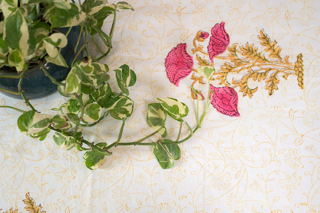 Regal Patterns | Sänglinne Set i 100% Bomull med Handblocktryck | Elegant Design för Sovrummets Stil