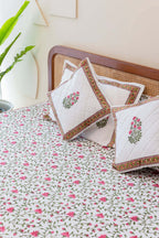 Serene Garden | Premium Quilt Set i 100% Bomull med Handblockstryck | Avkopplande Design för En Fridfull Sovmiljö 2