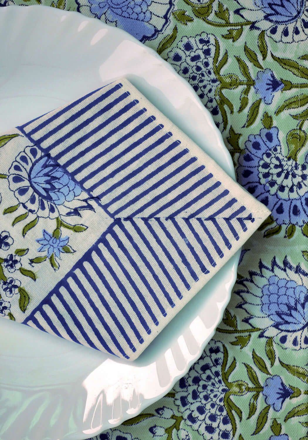 Tranquil Mist | Handblock Print Bordstablett Set med Eleganta Design | Traditionell Dukning för Hemmet 6