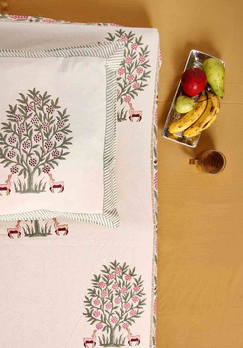 Velvo Orchard | Sänglakan i 100% Bomull med Handblocktryck | Inkluderar Kuddfodral för Elegant Sovrum 0