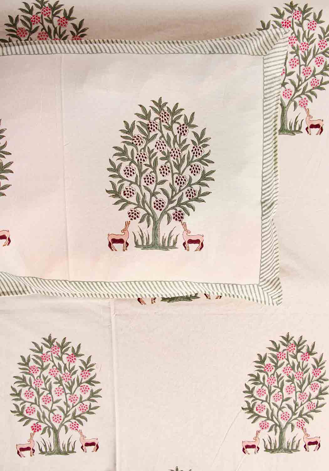 Velvo Orchard | Sänglakan i 100% Bomull med Handblocktryck | Inkluderar Kuddfodral för Elegant Sovrum 2