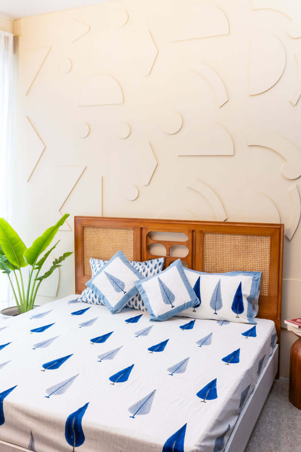 Whispers of Tradition | Sänglakan i Bomull med Handblocktryck | Elegant Design för Tidlös Komfort 2